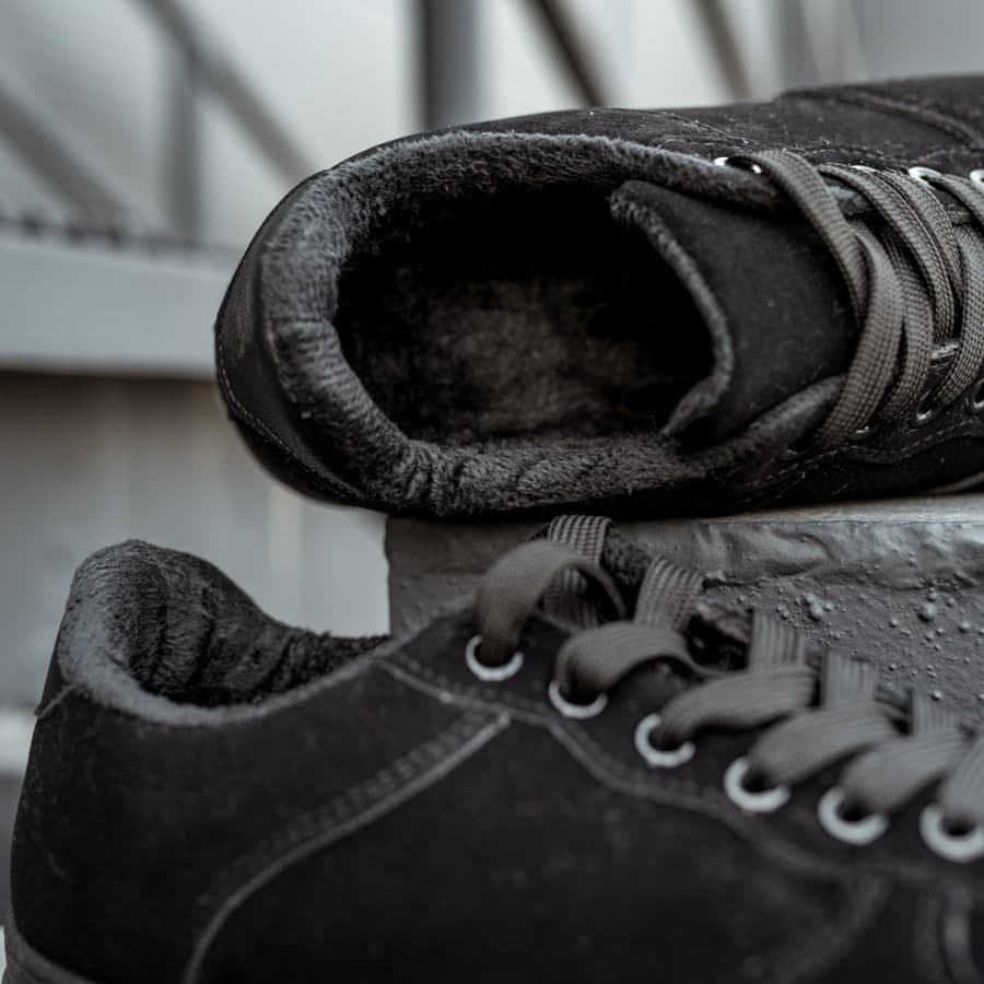 Зимние кроссовки на меху all black - фото 4