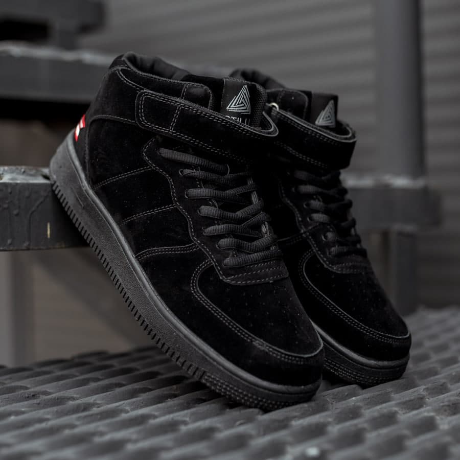 Зимние кроссовки Stilli all black
