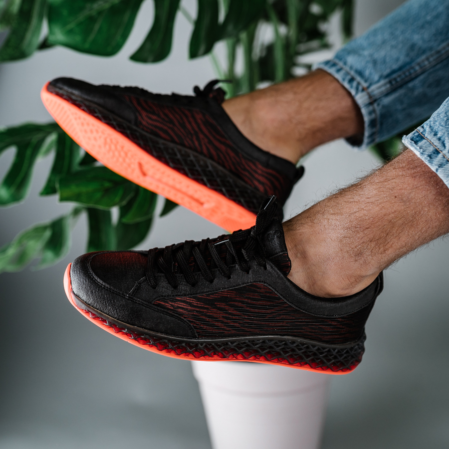Кроссовки South Tiger black
